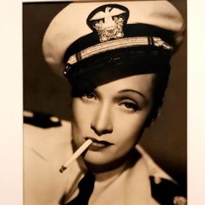 Meet your Posher, Jeri